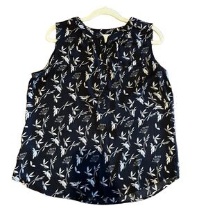 Loft Black print sleeveless Shirt in excellent condition